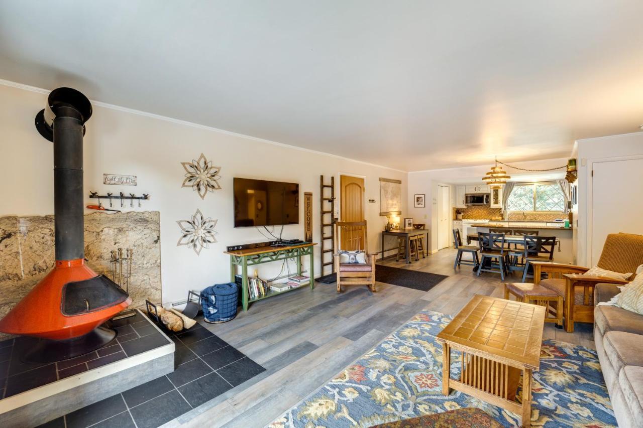 Apartment Riverfront Near Downtown Estes Park!